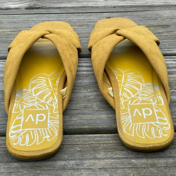 Dolce Vita Women Sandal Yellow Suede Flat Ladies Shoes Size 8 - Picture 3 of 12
